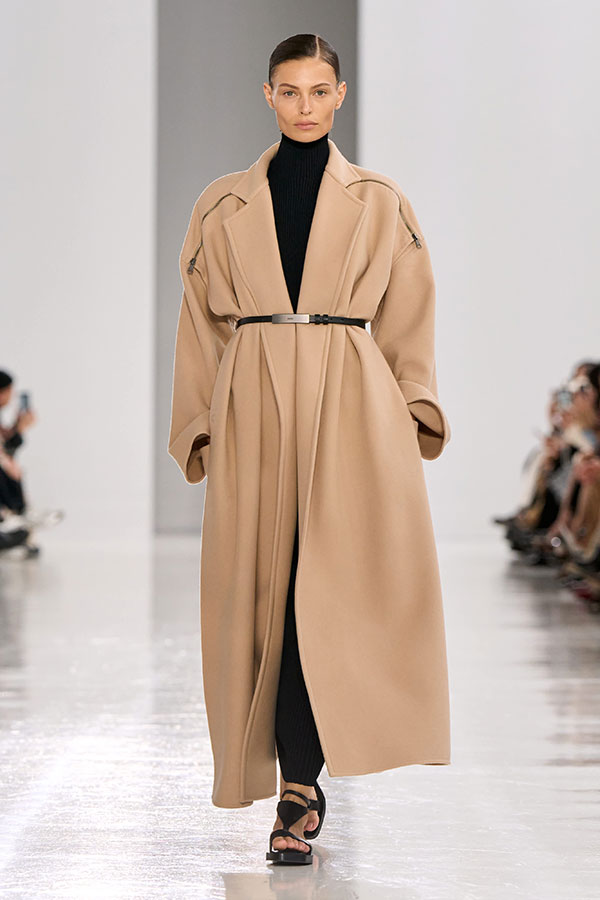 Spring Summer 2025 Fashion Show Science And Magic Max Mara